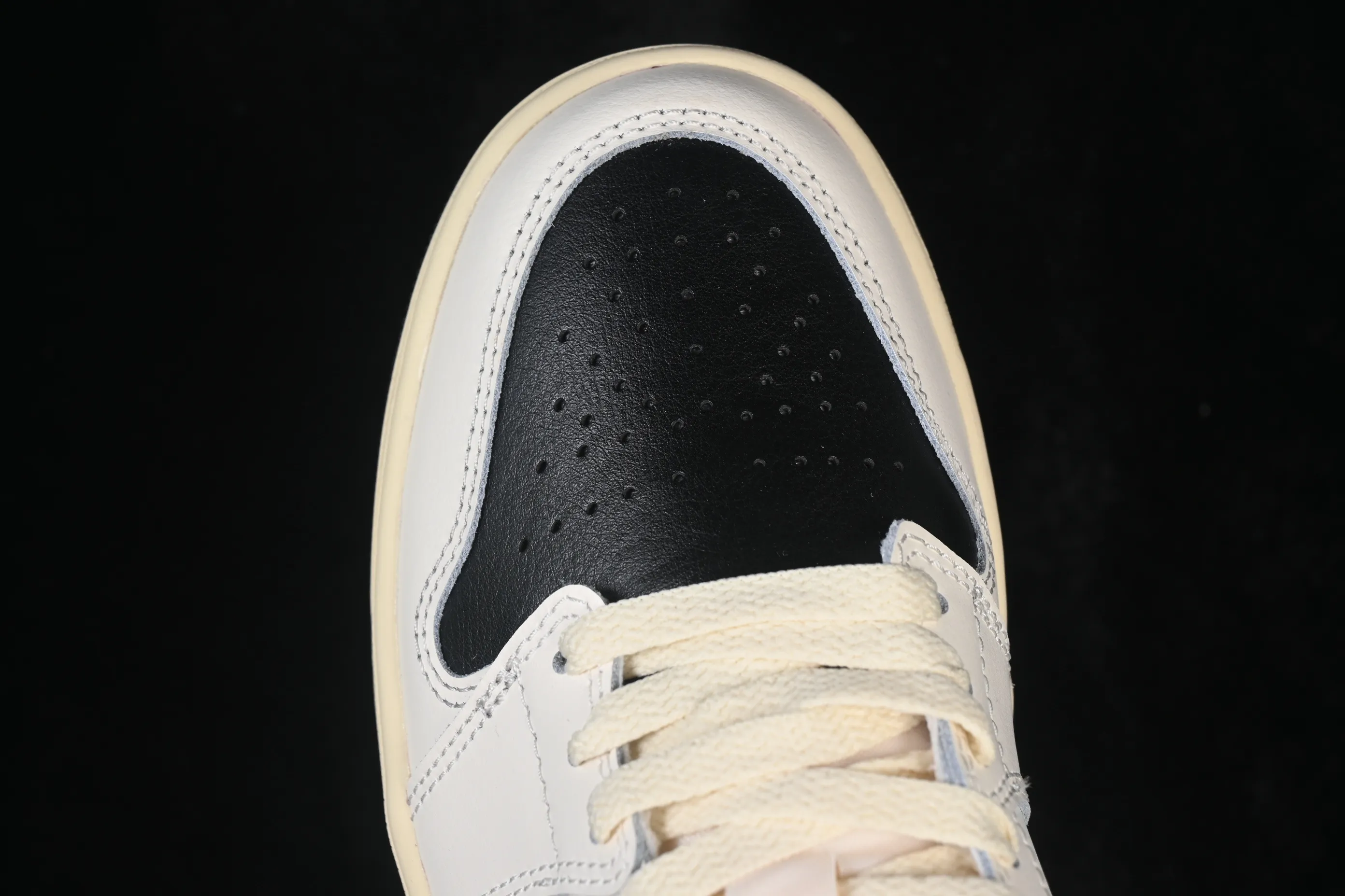 All categories Air Jordan Jordan series basketball shoes Air Jordan 1 Low G version pure original Air Jordan 1 Low AJ1 Joe 1 meter white black red low-top cultural casual sneakers DC0774-107